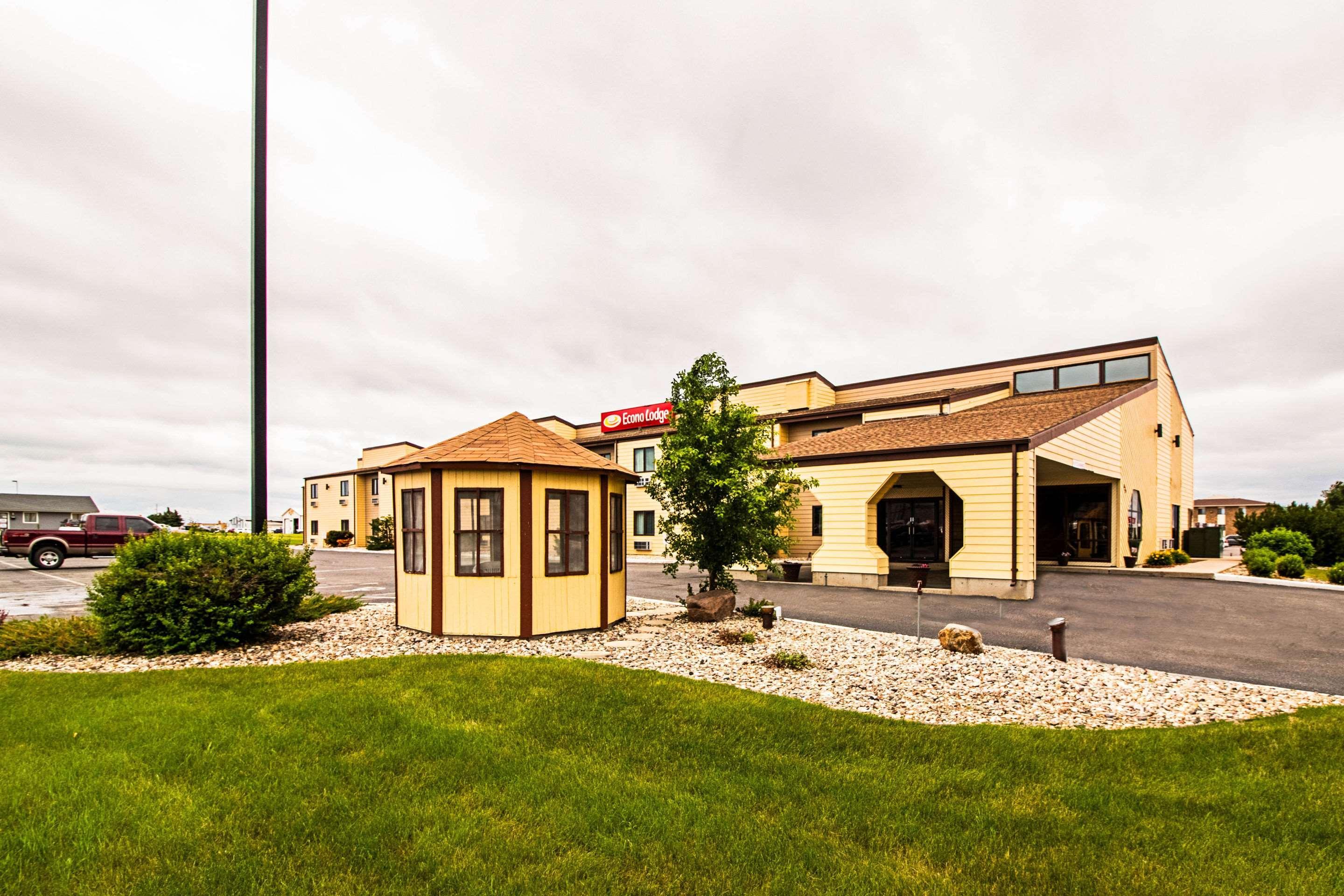 Econo Lodge Watertown Exterior photo