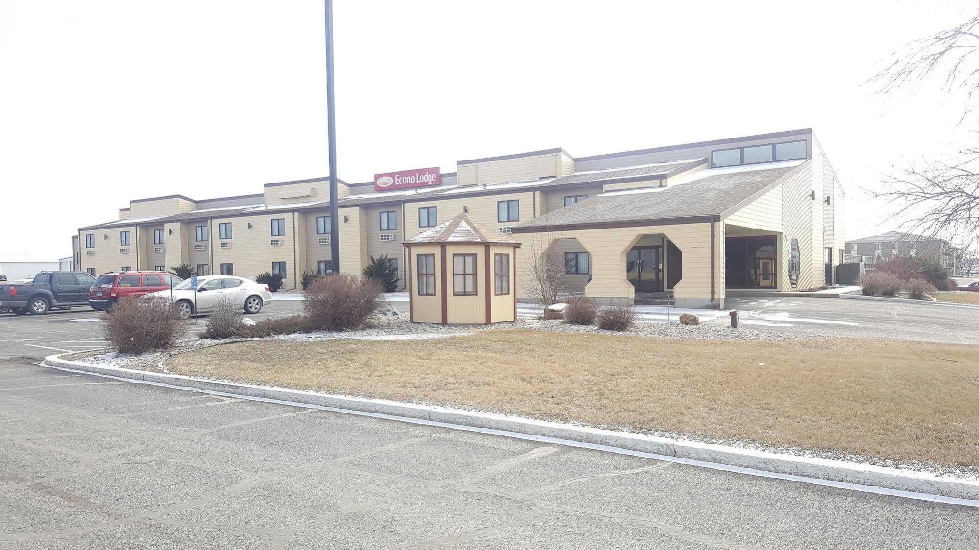 Econo Lodge Watertown Exterior photo